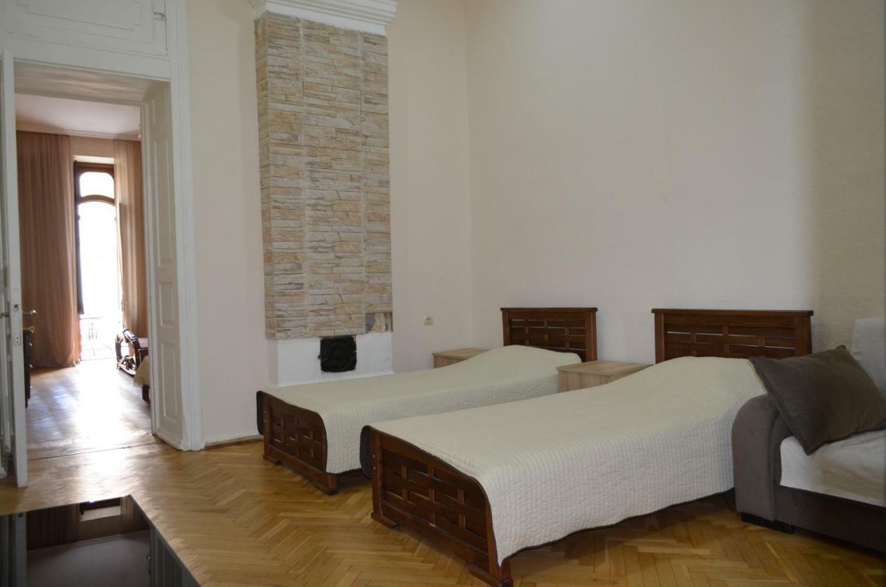 Sweet Home Agmashenebeli Tbilisi Eksteriør bilde